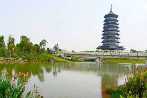 景甜打卡 廣西這座寶藏城市,吃喝玩樂絕對c位