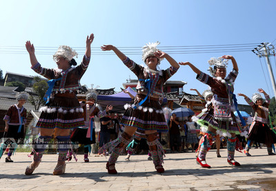 高清:融安舉行六月六"鬧魚(yú)節(jié)"